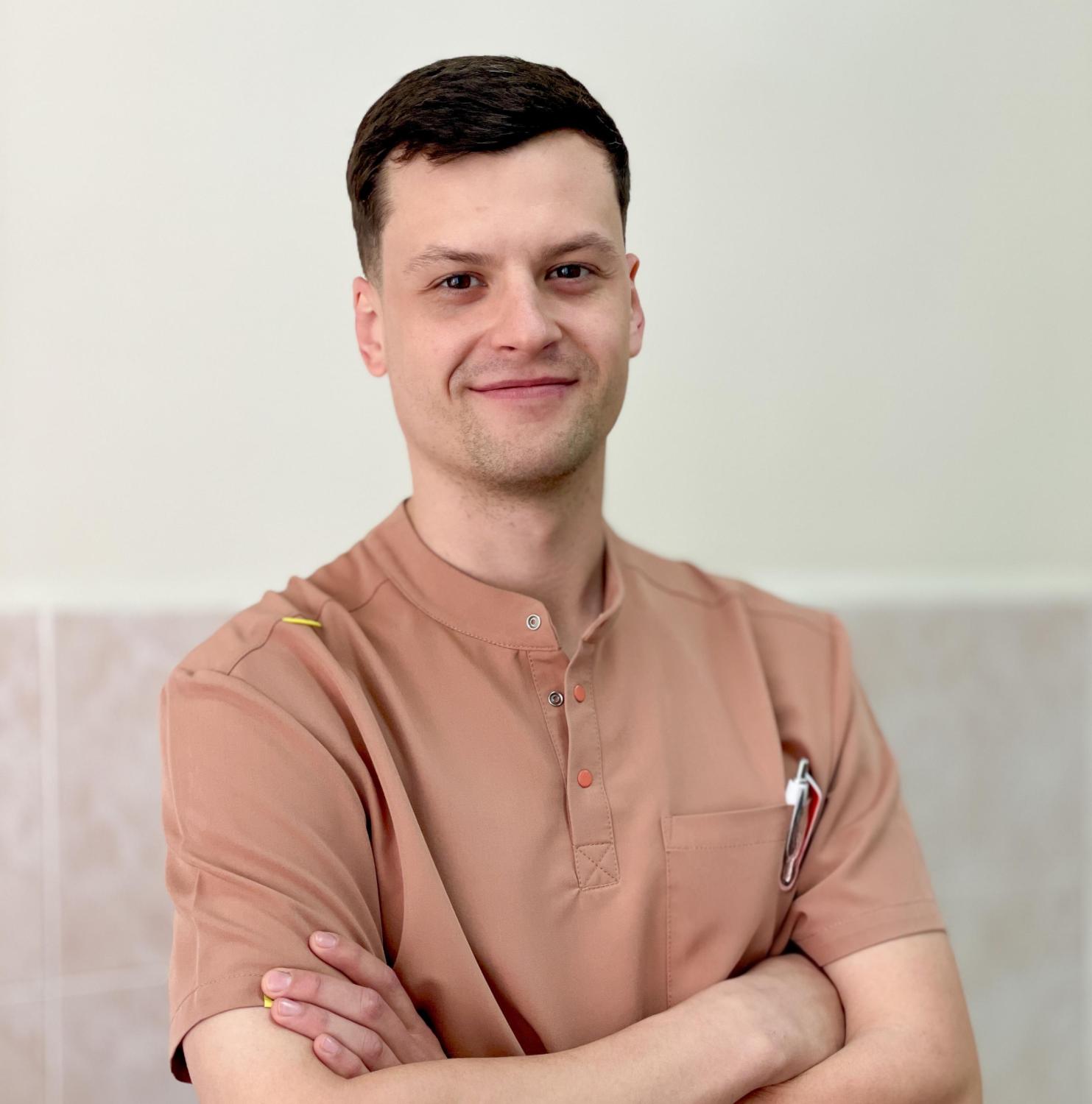 Лещенок Артём Сергеевич
